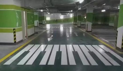 青松乡车位划线